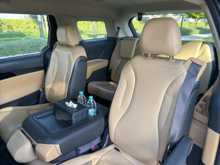 chauffeur,limousine,airport transfer in Dubai & abudhabi