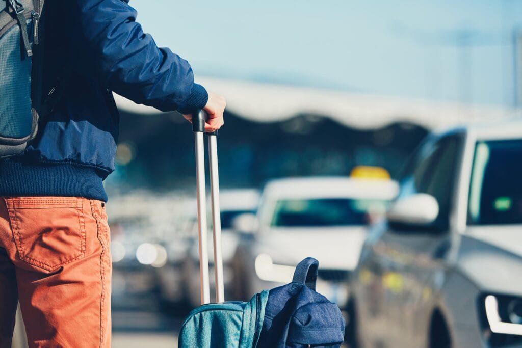 Chauffeur Service & Airport Transfer in UAE city airport connection